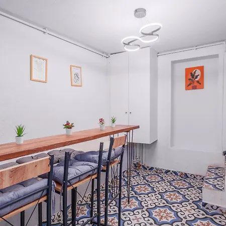 Feriehus Flat 5 Min To Kadikoey Coastline *